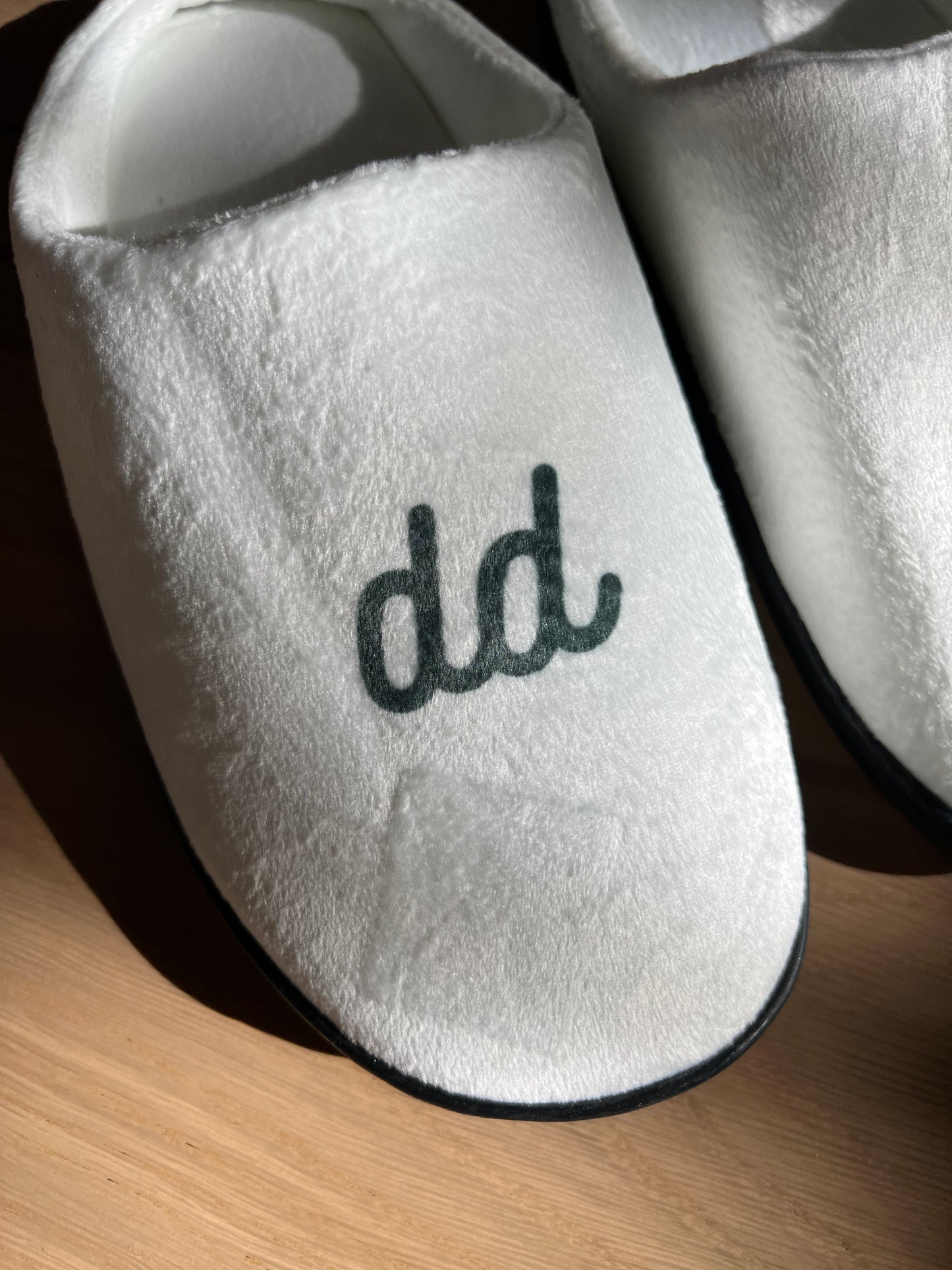 Donut White Indoor Plush Slippers (Men's)